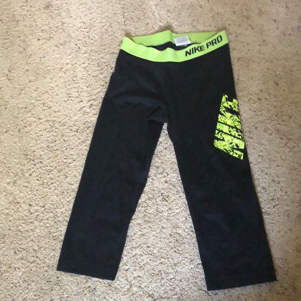 Nike crop pants